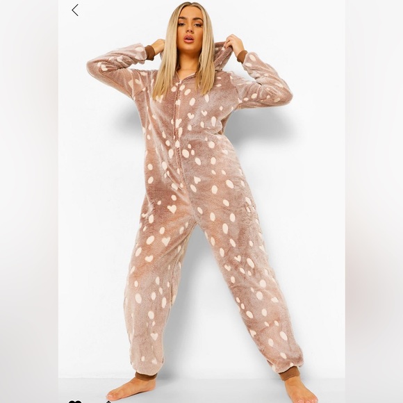 Boohoo Other - Reindeer luxurious fleece onesie